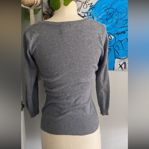 H&M sweater - Picture 5 of 7